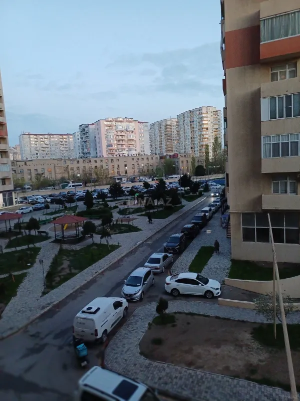 Satılır 2 otaqlı mənzil 91 m²