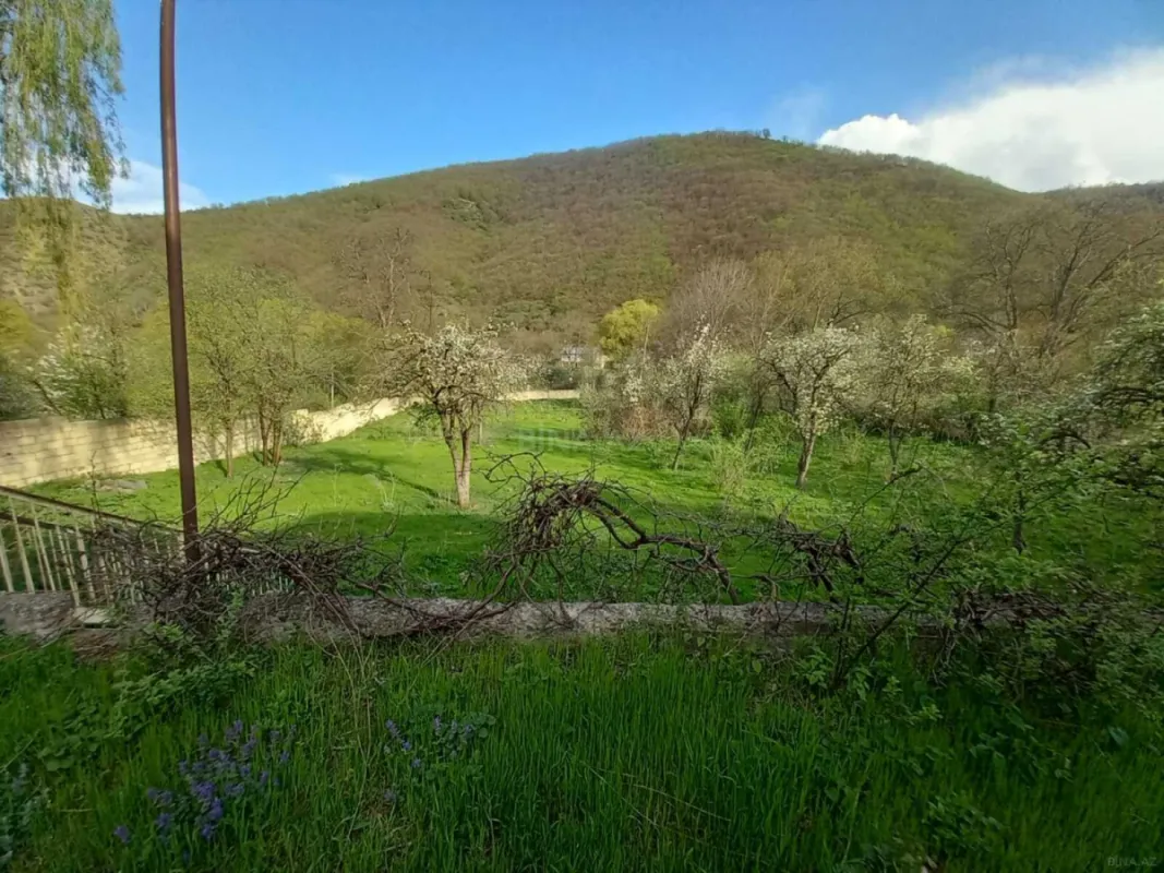 Satılır torpaq sahəsi 20 m²