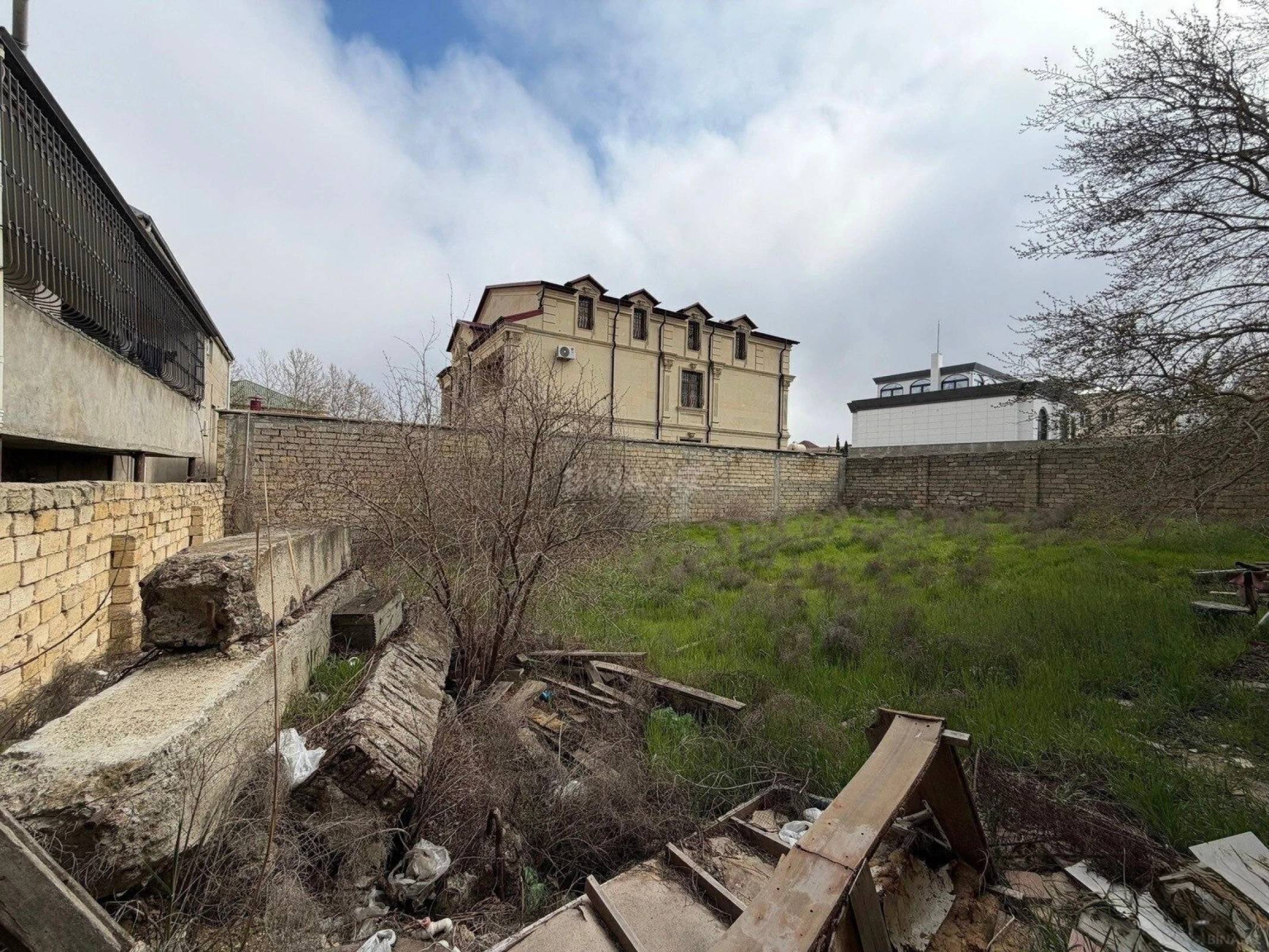 Satılır torpaq sahəsi 3 m²