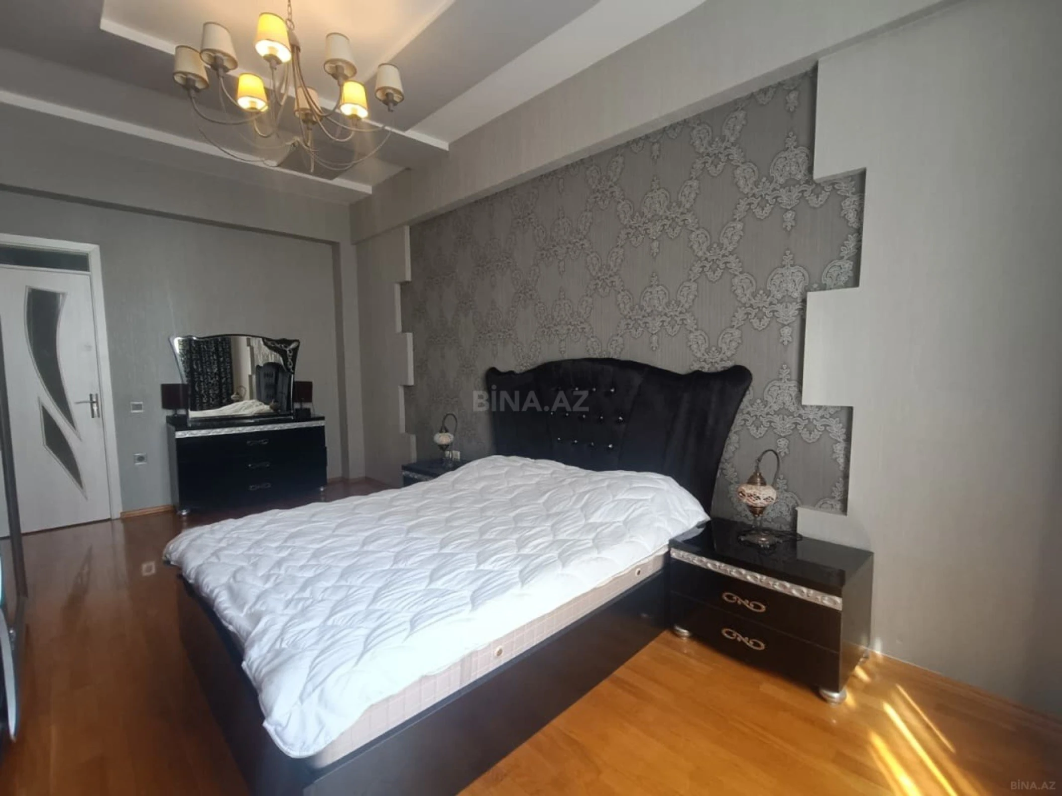 Kirayə verilir 2 otaqlı mənzil 100 m²