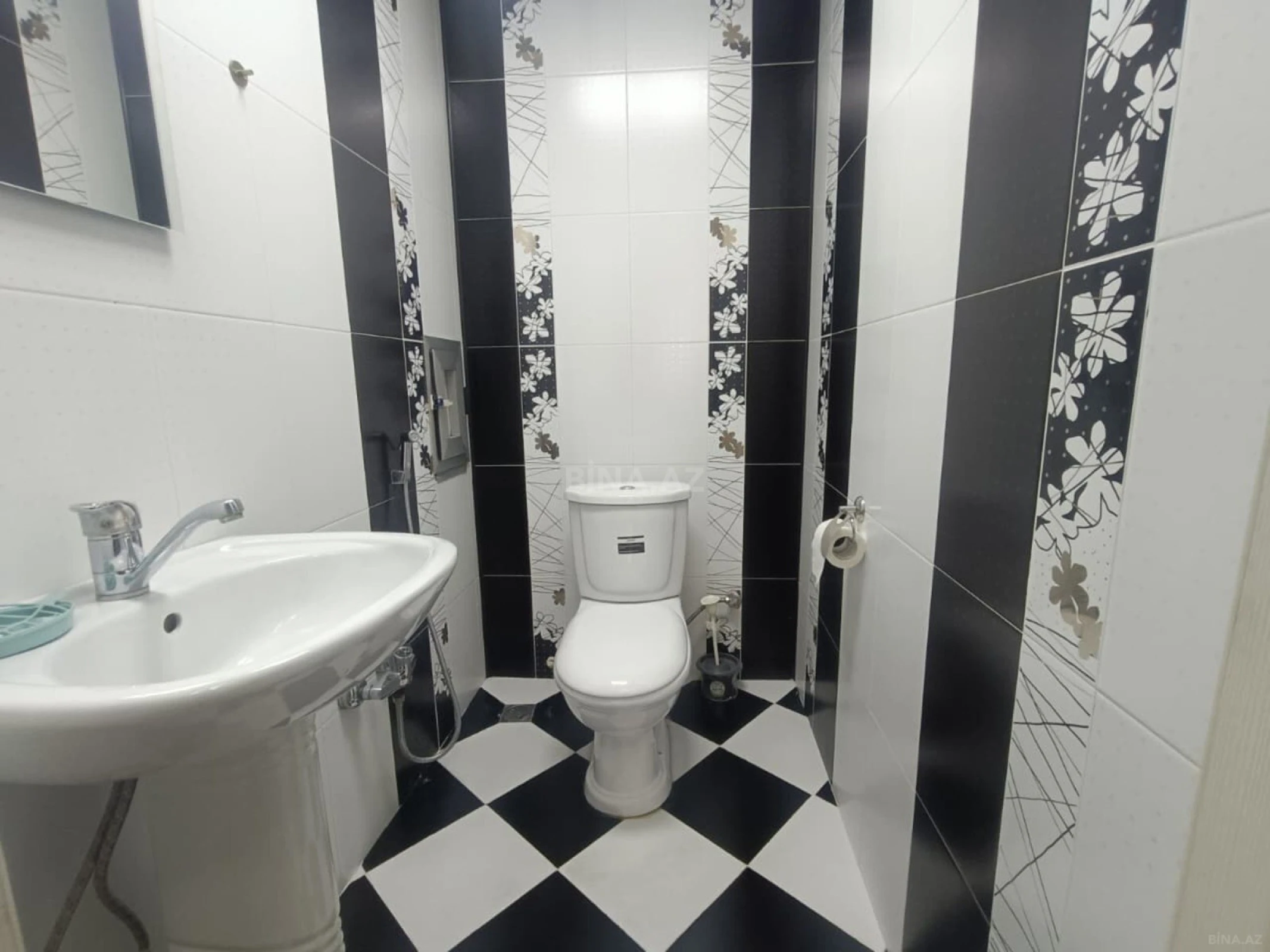 Kirayə verilir 2 otaqlı mənzil 100 m²