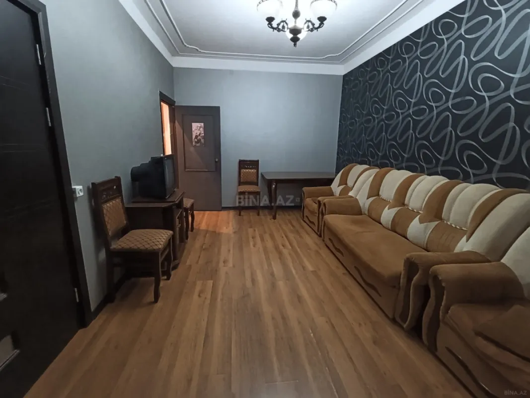 Kirayə verilir 2 otaqlı mənzil 45 m²
