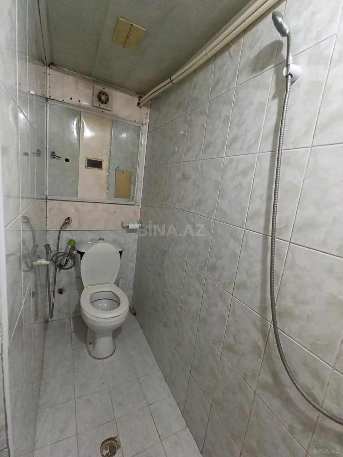 Kirayə verilir 2 otaqlı mənzil 45 m²