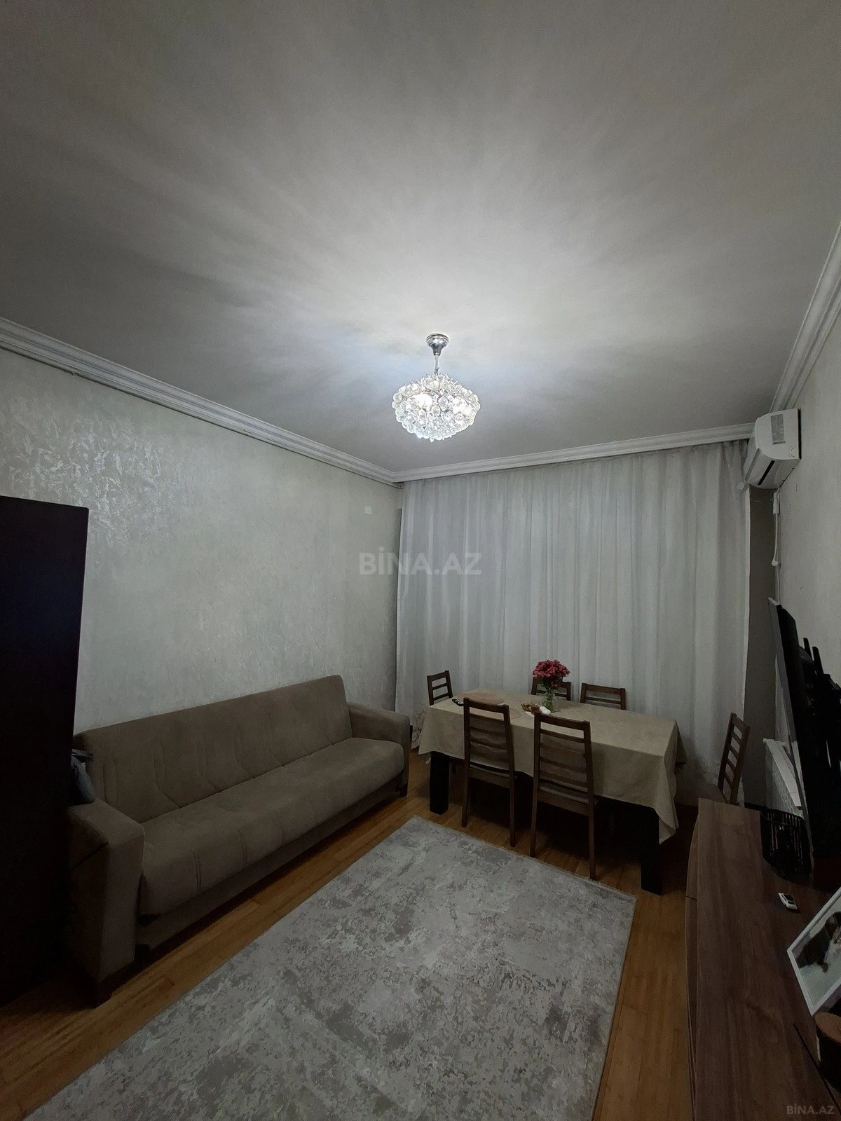 Kirayə verilir 2 otaqlı mənzil 55 m²