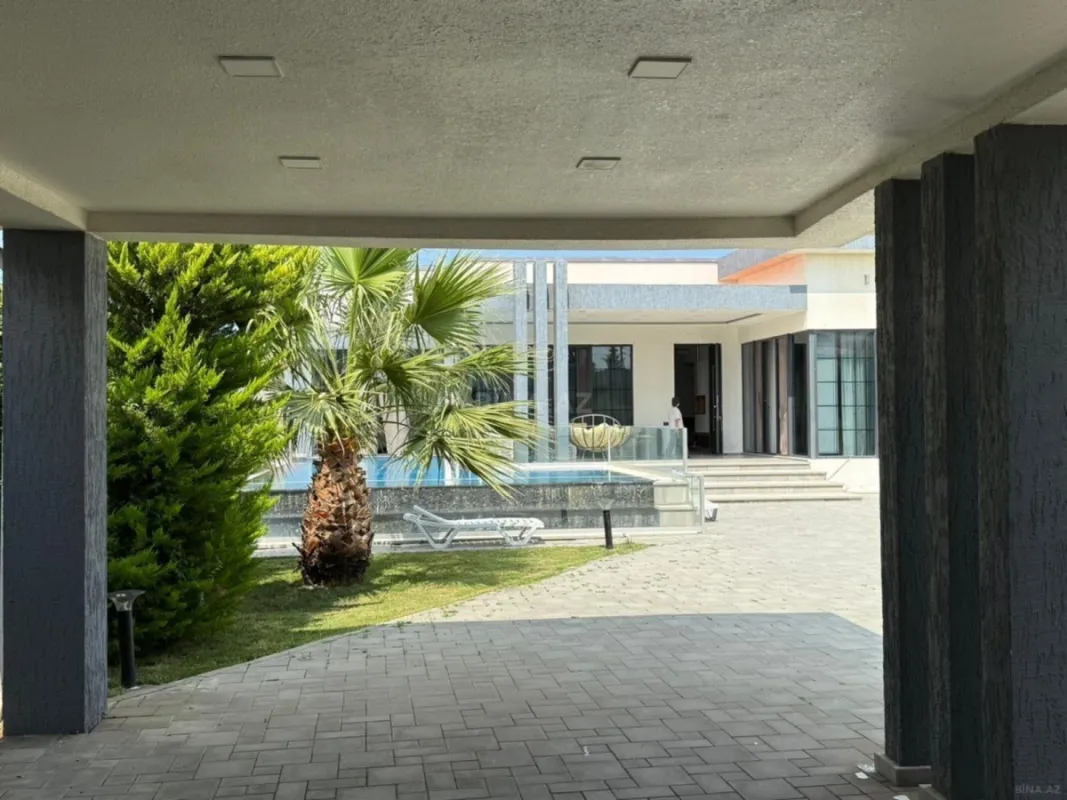 Kirayə verilir 5 otaqlı həyət evi 300 m²