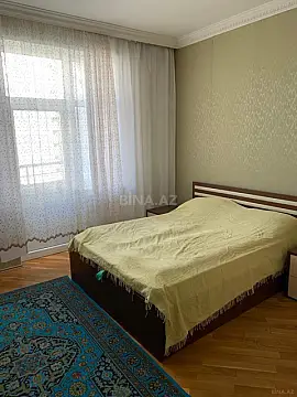 Kirayə verilir 2 otaqlı mənzil 60 m²