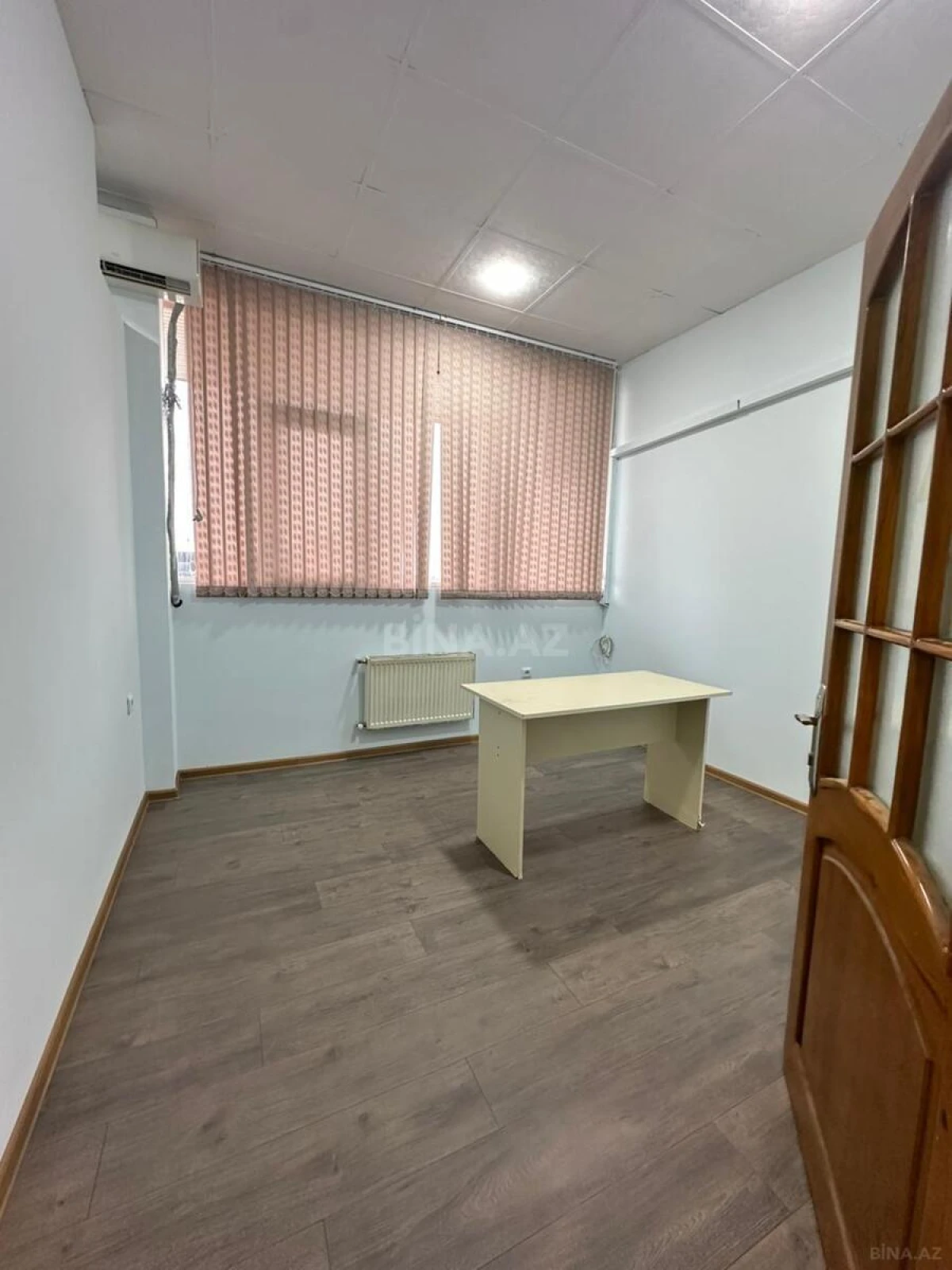 Kirayə verilir 5 otaqlı ofis 220 m²