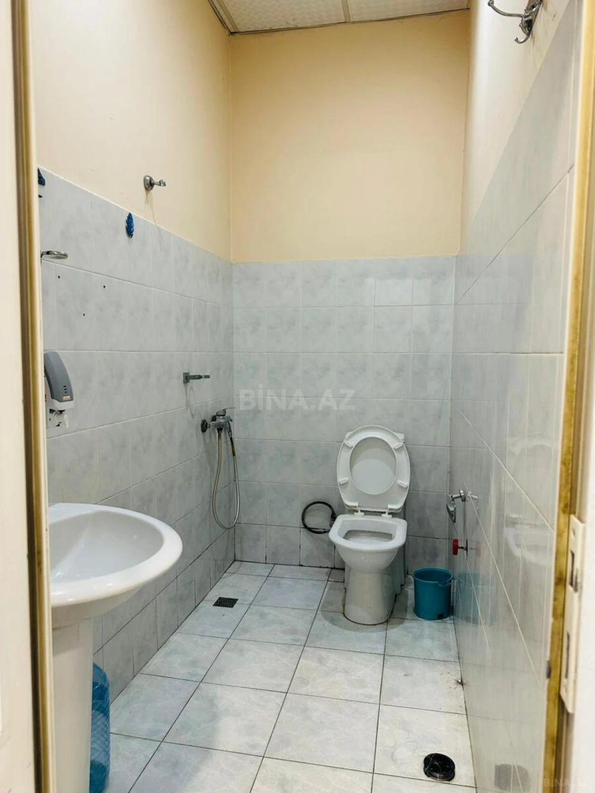 Kirayə verilir 5 otaqlı ofis 220 m²