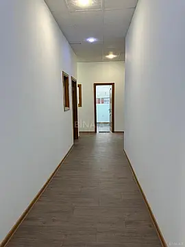 Kirayə verilir 5 otaqlı ofis 220 m²