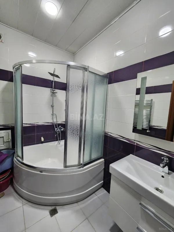 Kirayə verilir 2 otaqlı mənzil 85 m²