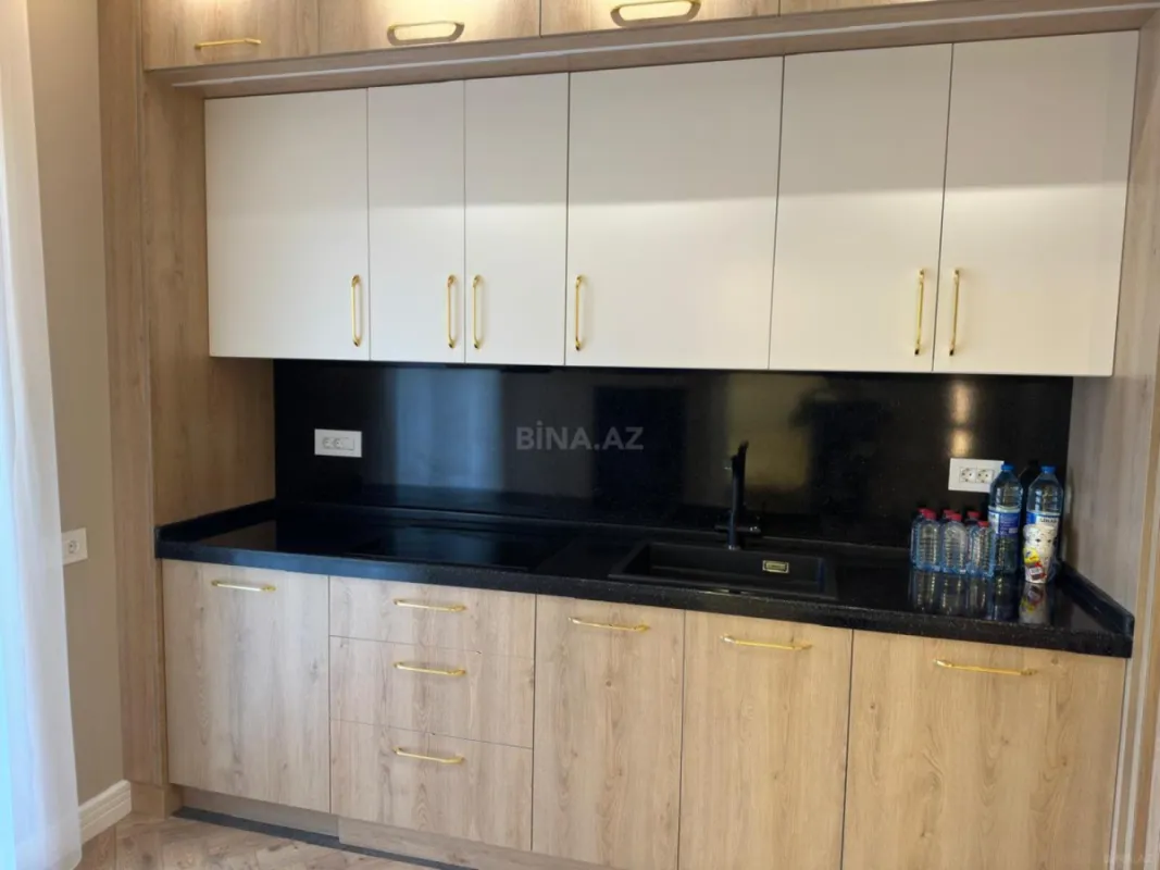 Kirayə verilir 2 otaqlı mənzil 70 m²