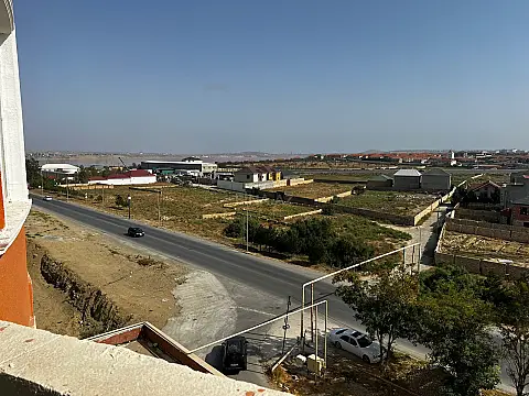 Satılır 2 otaqlı mənzil 84 m²