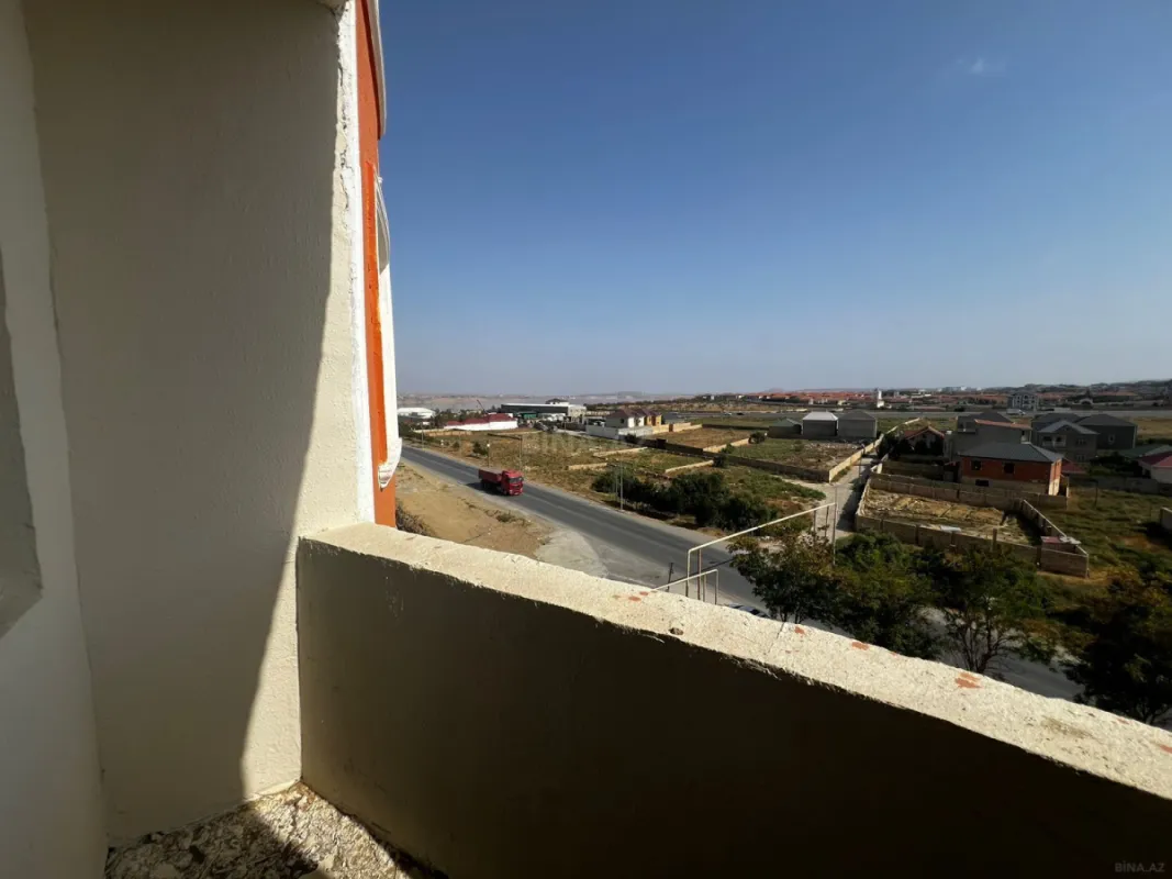 Satılır 2 otaqlı mənzil 84 m²