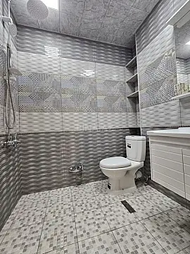 Kirayə verilir 2 otaqlı mənzil 70 m²
