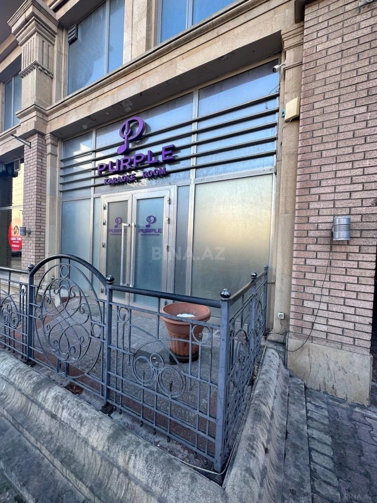 Satılır obyekt 90 m²