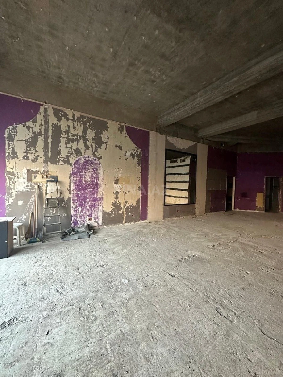 Satılır obyekt 90 m²