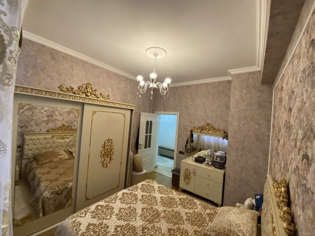 Satılır 2 otaqlı mənzil 65 m²