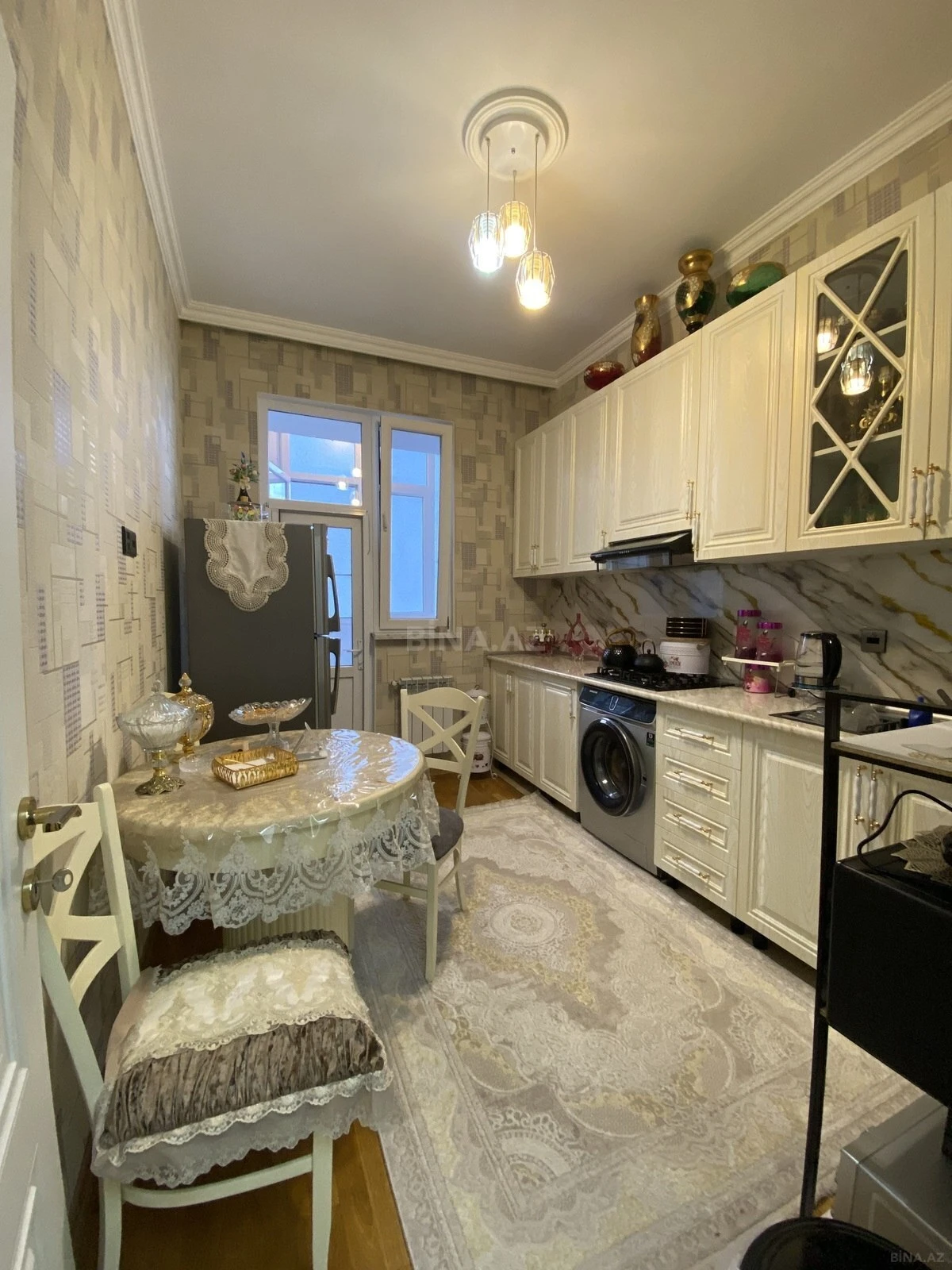 Satılır 2 otaqlı mənzil 65 m²