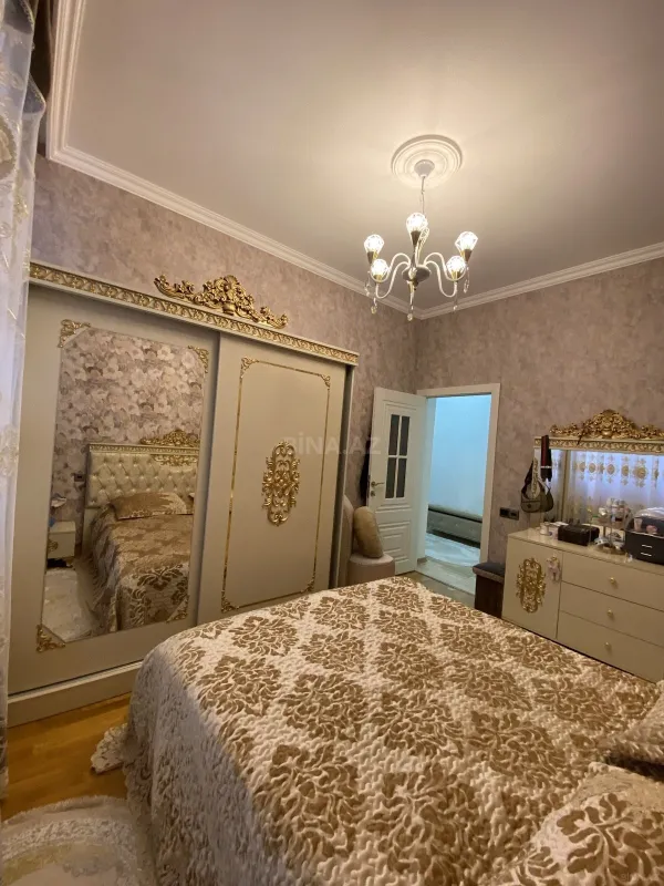 Satılır 2 otaqlı mənzil 65 m²