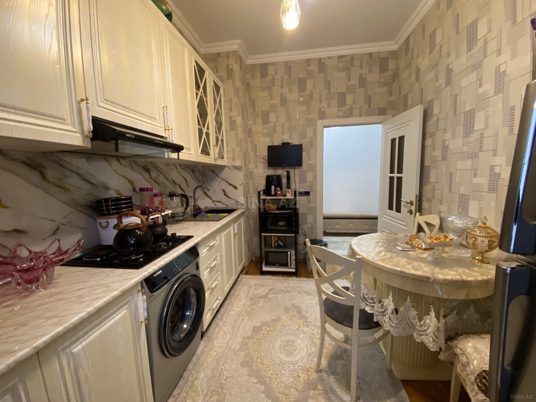 Satılır 2 otaqlı mənzil 65 m²