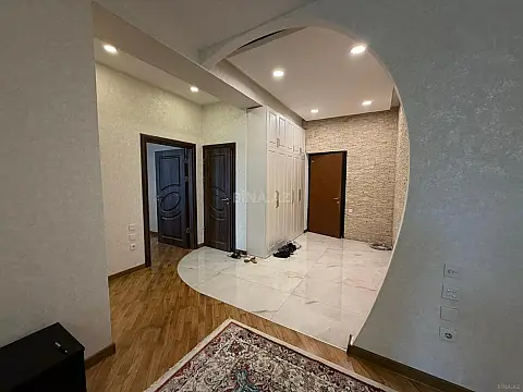 Kirayə verilir 3 otaqlı mənzil 120 m² — Bakı 3 otaq 120.00 m²