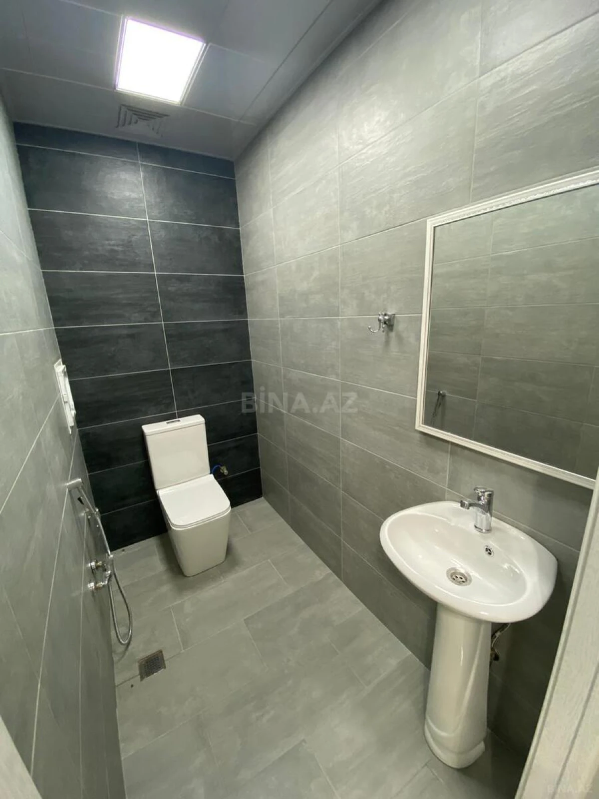 Kirayə verilir 3 otaqlı mənzil 120 m²