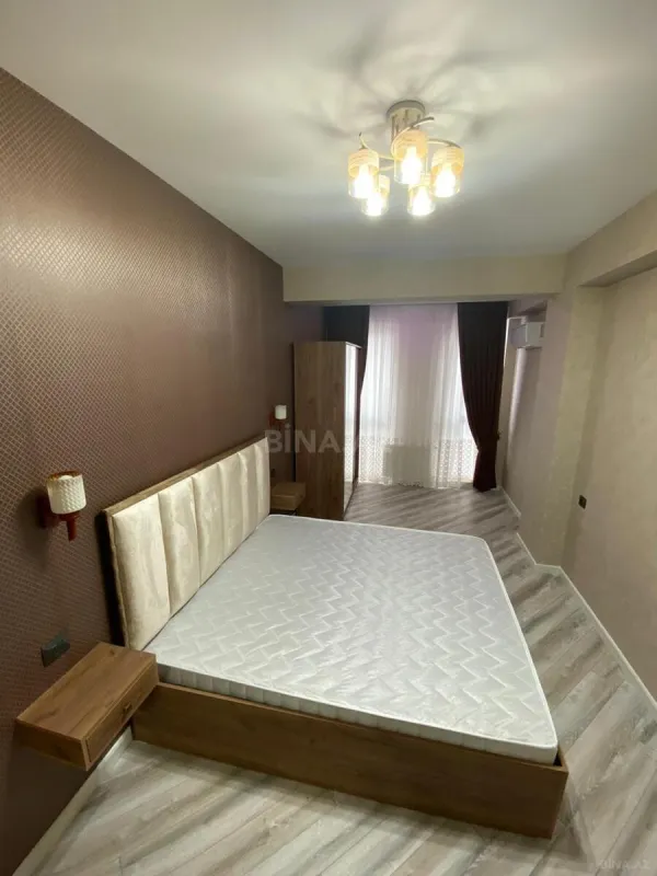 Kirayə verilir 3 otaqlı mənzil 120 m²