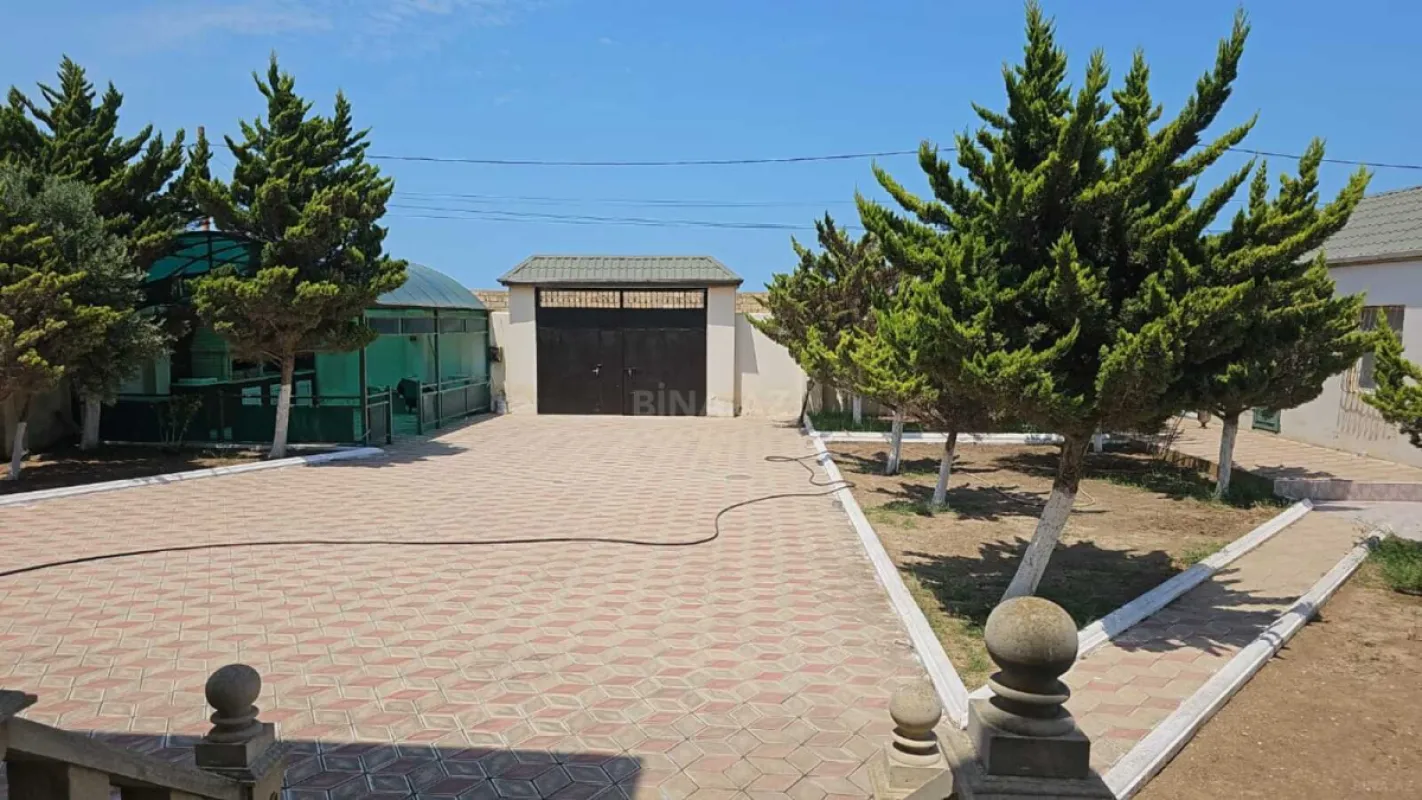 Kirayə verilir 6 otaqlı həyət evi 230 m²