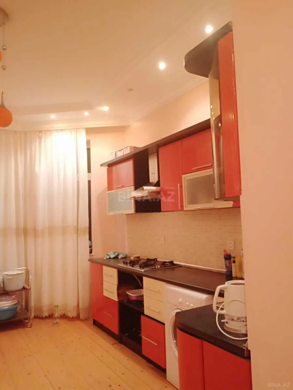 Kirayə verilir 6 otaqlı həyət evi 230 m²