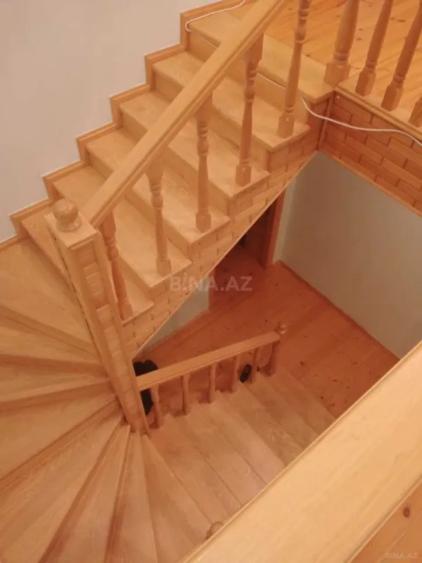 Kirayə verilir 6 otaqlı həyət evi 230 m²