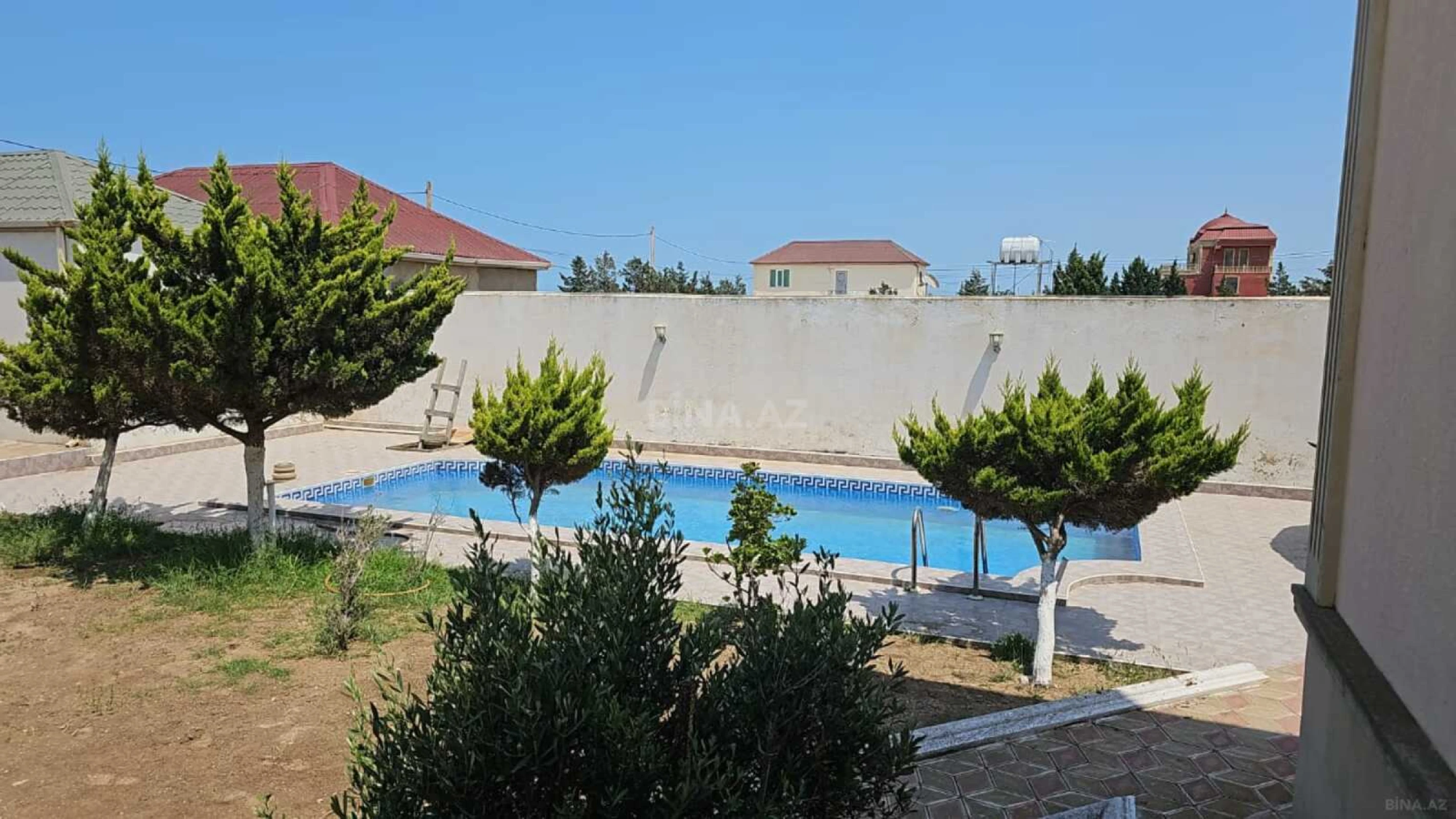 Kirayə verilir 6 otaqlı həyət evi 230 m²