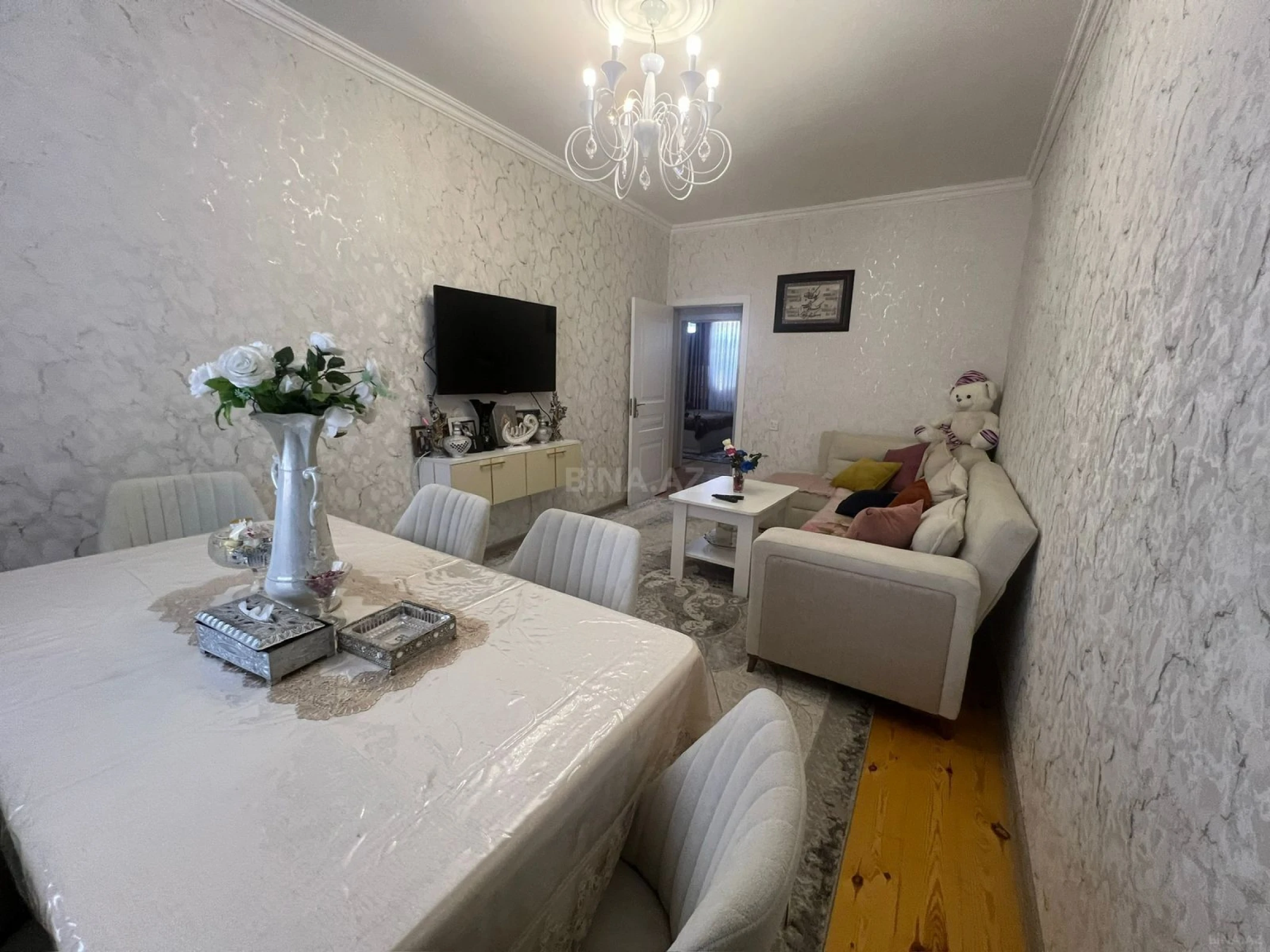 Satılır 3 otaqlı həyət evi 1 m²