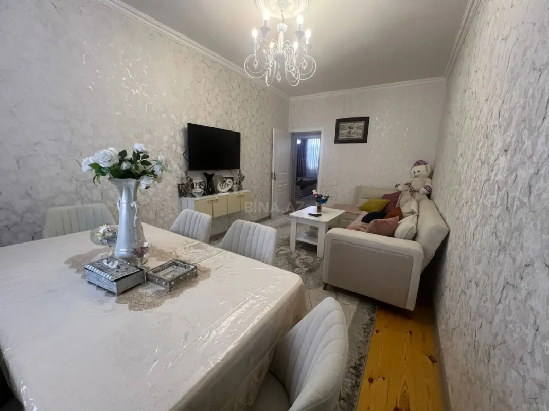 Satılır 3 otaqlı həyət evi 1 m²