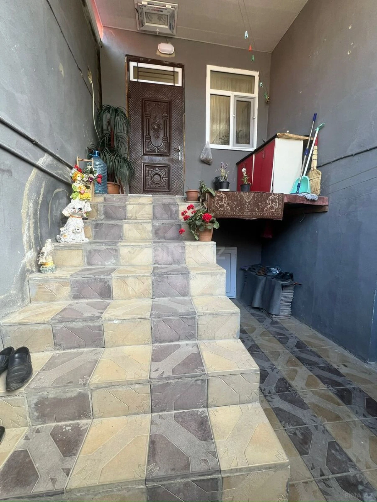 Satılır 3 otaqlı həyət evi 1 m²