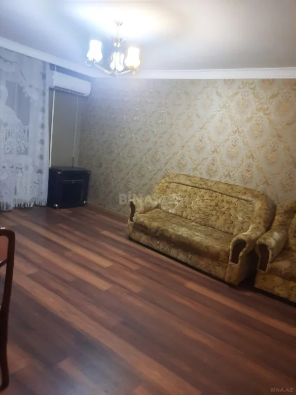 Kirayə verilir 2 otaqlı mənzil 65 m²