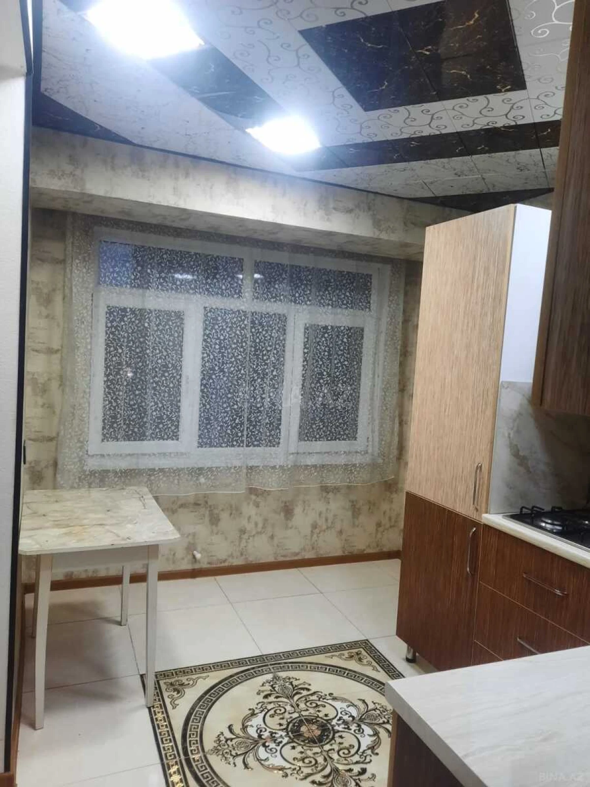 Kirayə verilir 2 otaqlı mənzil 65 m²