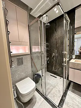 Satılır 3 otaqlı mənzil 174 m²