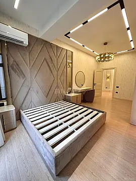 Satılır 3 otaqlı mənzil 174 m²