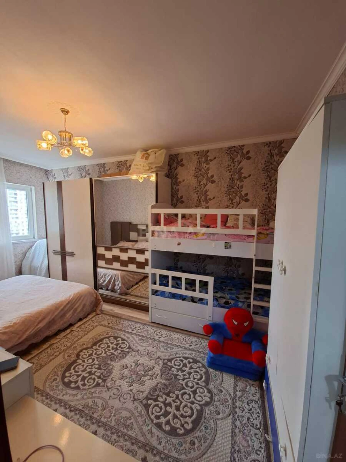 Satılır 2 otaqlı mənzil 65 m²