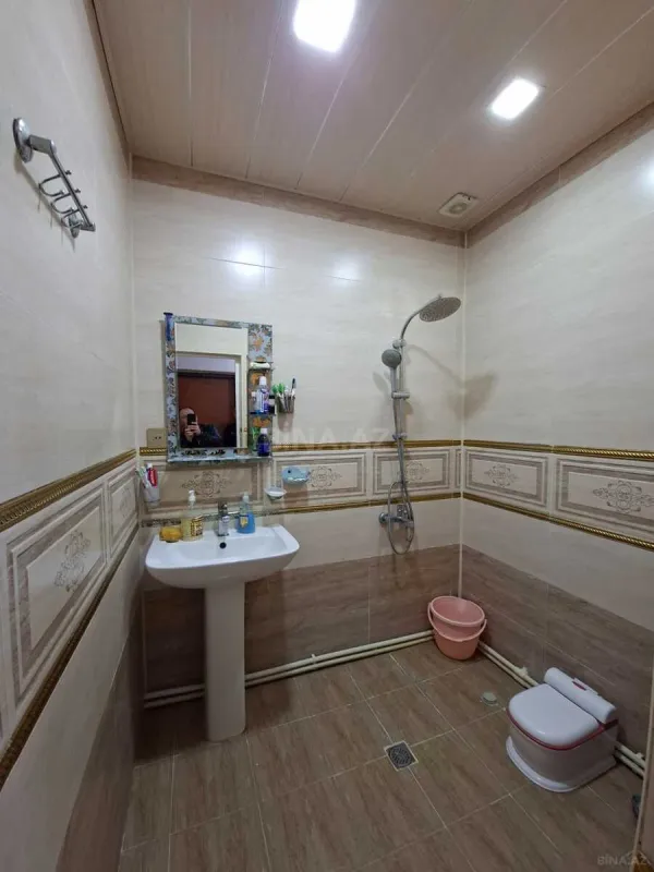 Satılır 2 otaqlı mənzil 65 m²