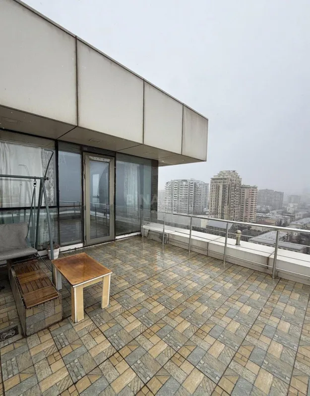 Kirayə verilir 2 otaqlı mənzil 50 m²