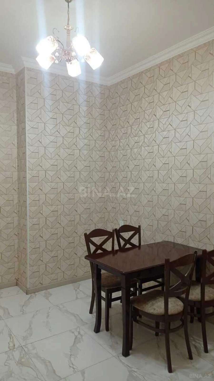 Kirayə verilir 1 otaqlı mənzil 55 m²