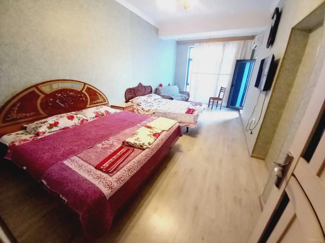 Kirayə verilir 2 otaqlı mənzil 70 m²