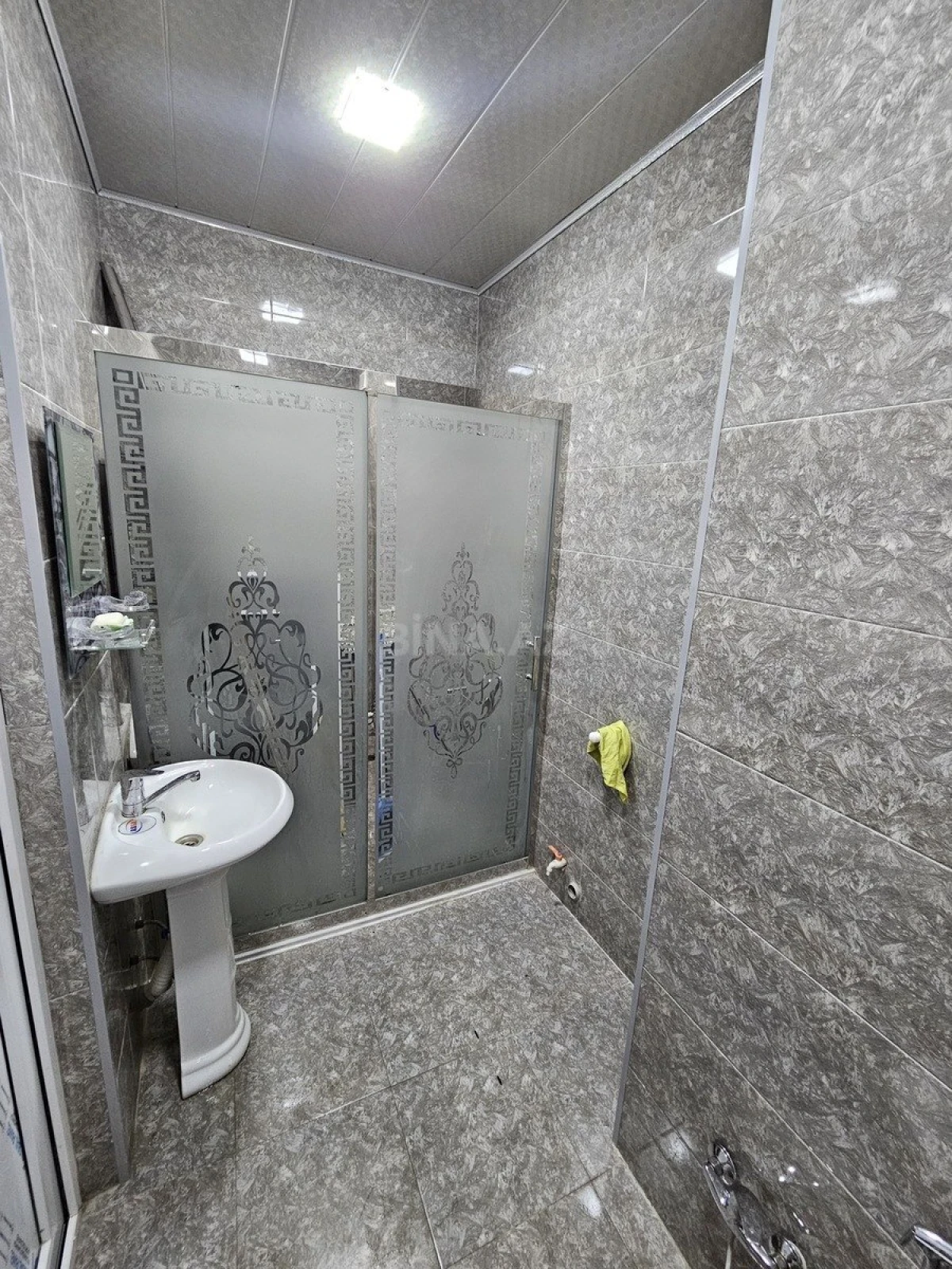 Kirayə verilir 2 otaqlı mənzil 55 m²