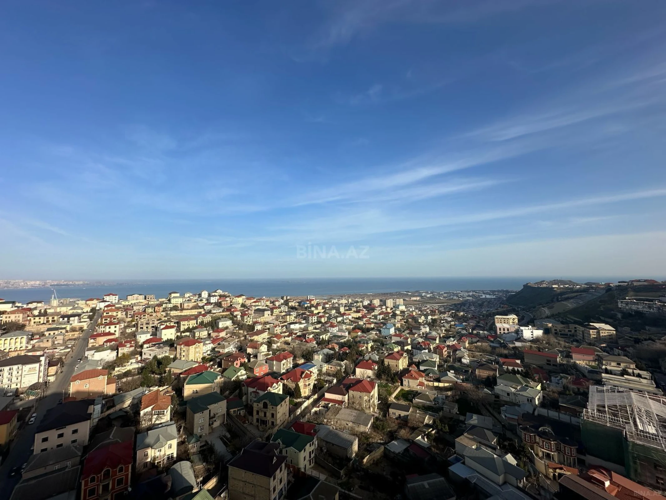 Satılır 2 otaqlı mənzil 72 m²