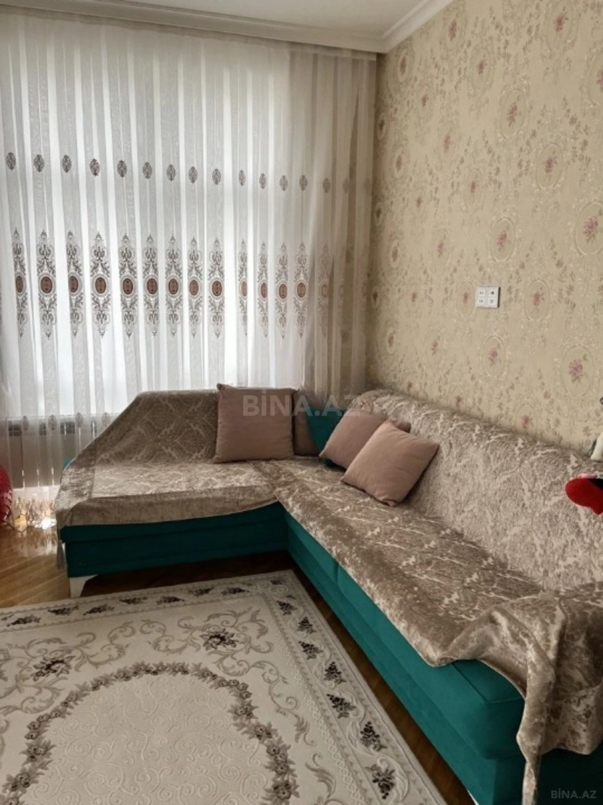Satılır 2 otaqlı mənzil 72 m²