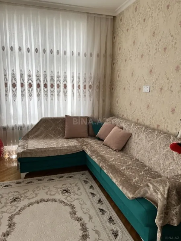 Satılır 2 otaqlı mənzil 72 m²