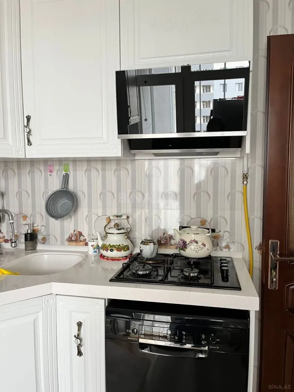Satılır 2 otaqlı mənzil 72 m²