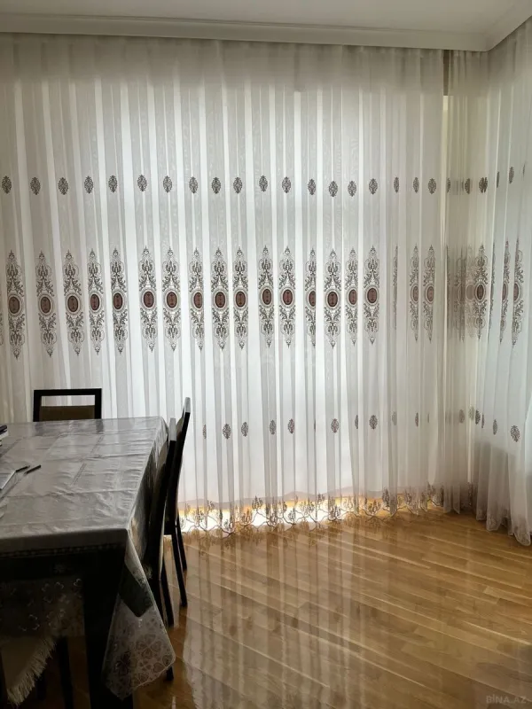 Satılır 2 otaqlı mənzil 72 m²