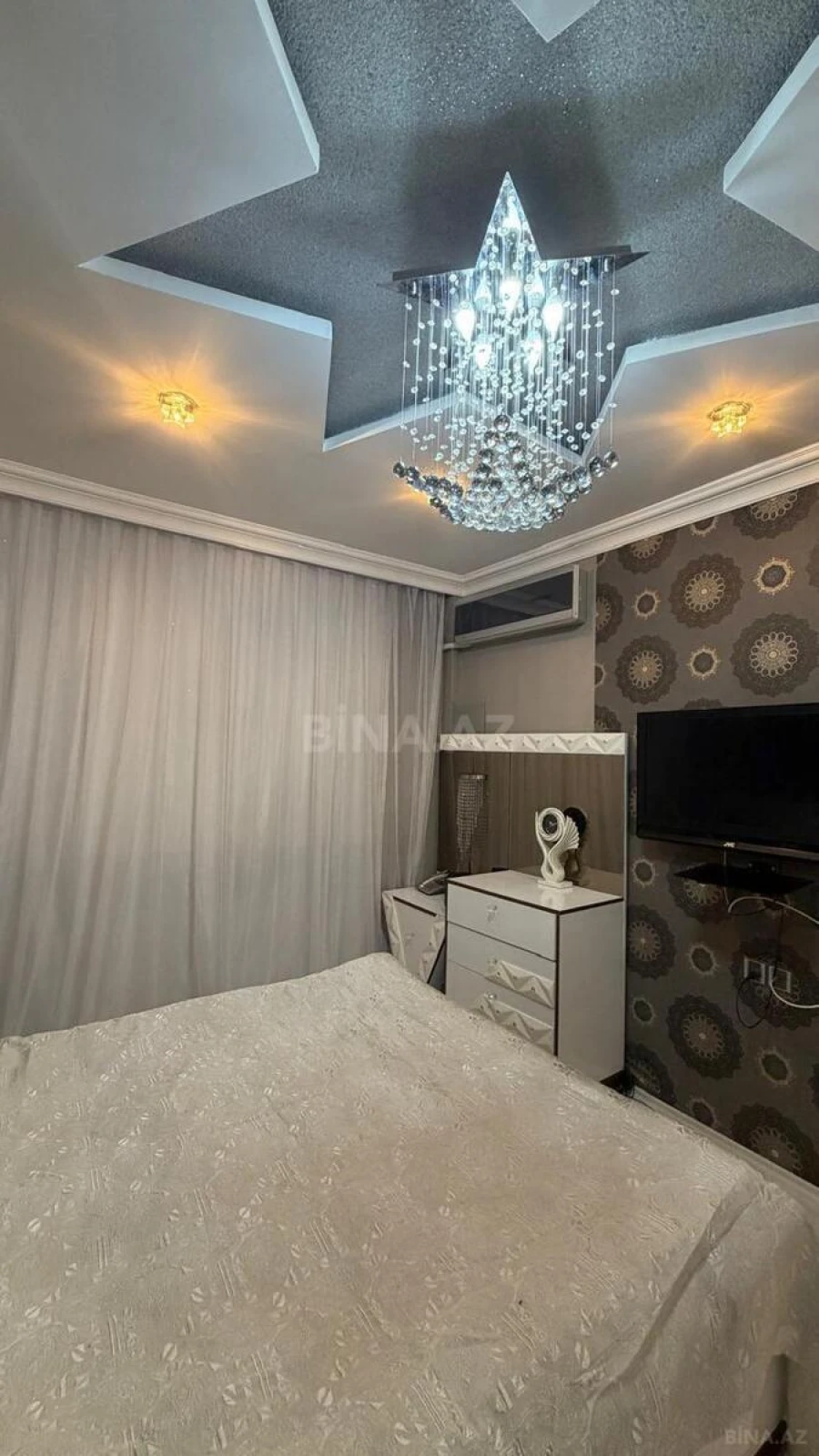 Satılır 2 otaqlı mənzil 62 m²